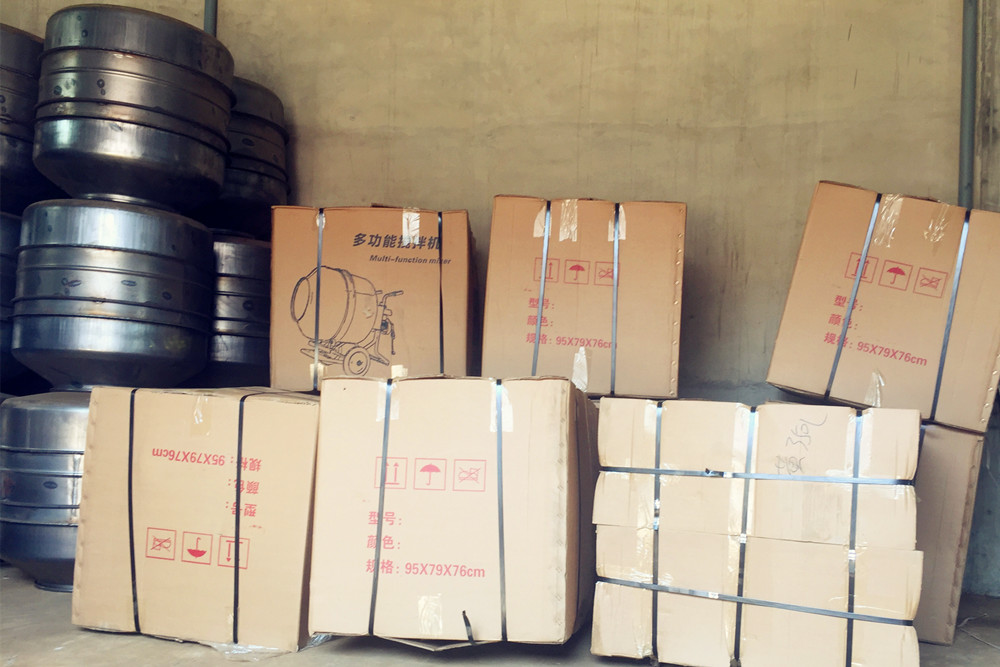 整潔有序車間體現(xiàn)小型攪拌機(jī)廠家生產(chǎn)車間規(guī)范秩序--河北東圣吊索具制造有限公司--小型攪拌機(jī)|石材夾具|液壓堆高車|手動(dòng)叉車 整潔有序車間體現(xiàn)小型攪拌機(jī)廠家生產(chǎn)車間規(guī)范秩序--河北東圣吊索具制造有限公司--小型攪拌機(jī)|石材夾具|液壓堆高車|手動(dòng)叉車