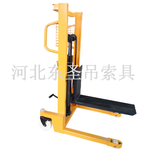 手動(dòng)液壓堆高車使用--河北東圣吊索具制造有限公司 手動(dòng)液壓堆高車使用--河北東圣吊索具制造有限公司